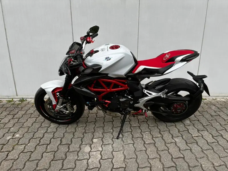 MV Agusta Brutale 800 EAS ABS (2016 - 19) (4)