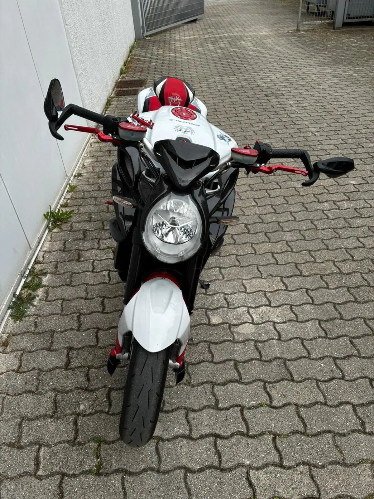 MV Agusta Brutale 800 EAS ABS (2016 - 19) (2)