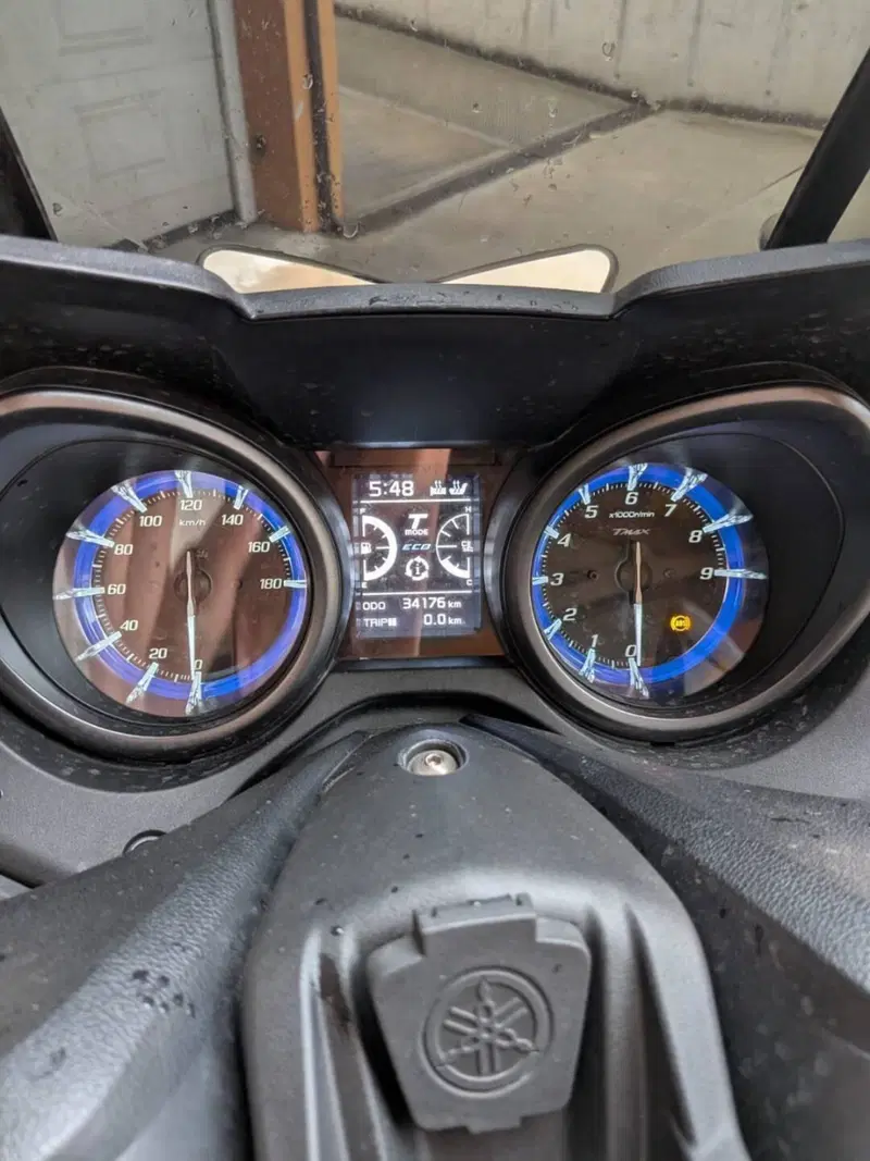 Yamaha T-Max 560 Tech Max (2021) (5)