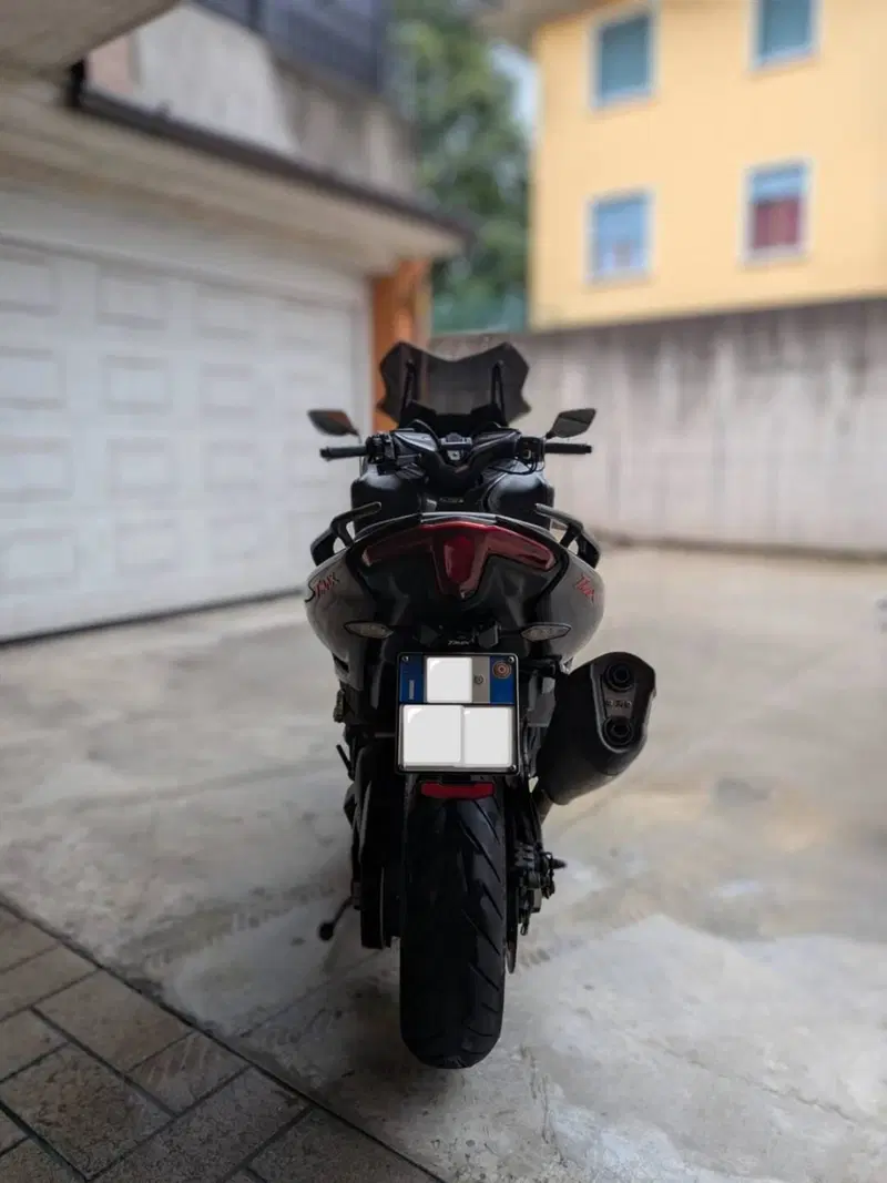 Yamaha T-Max 560 Tech Max (2021) (6)