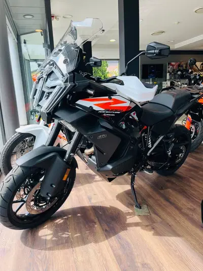KTM 1390 Super Adventure R (2026) nuova