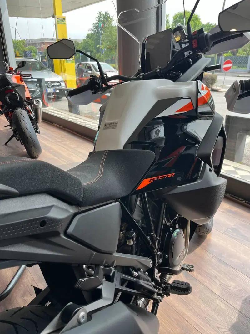 KTM 1390 Super Adventure R (2026) (3)