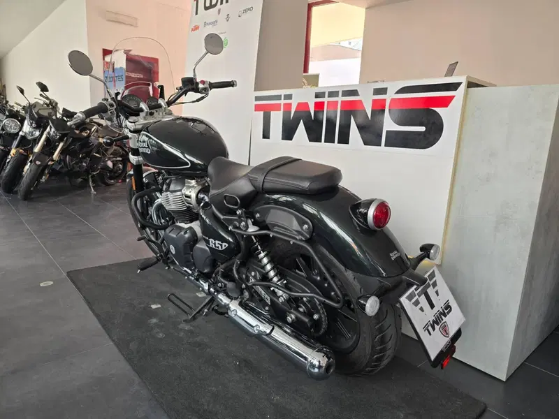 Royal Enfield Super Meteor 650 (2023 - 26) (6)