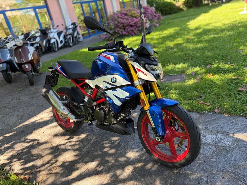 Bmw G 310 R (2021 - 25) (2)