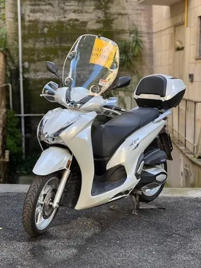 Honda SH 350 (2021 - 24) usata