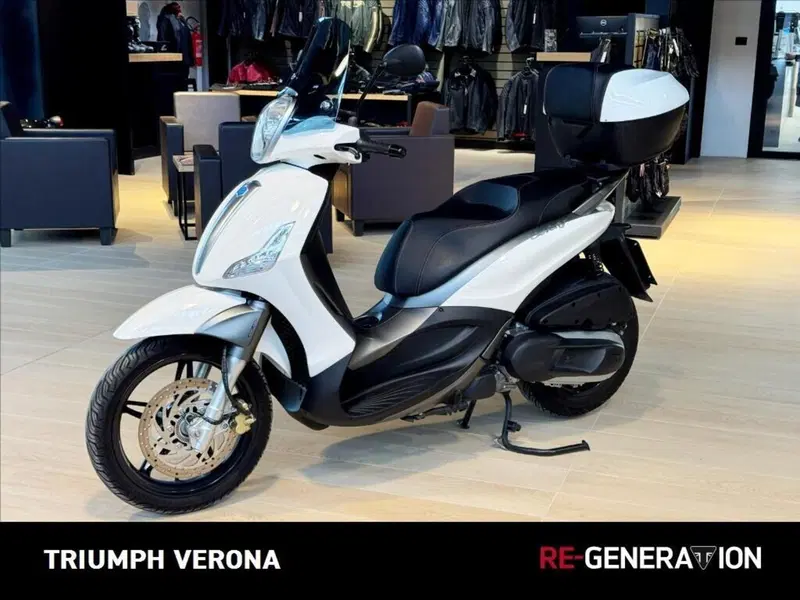 Piaggio Beverly 350 ABS (2016 - 20) (5)