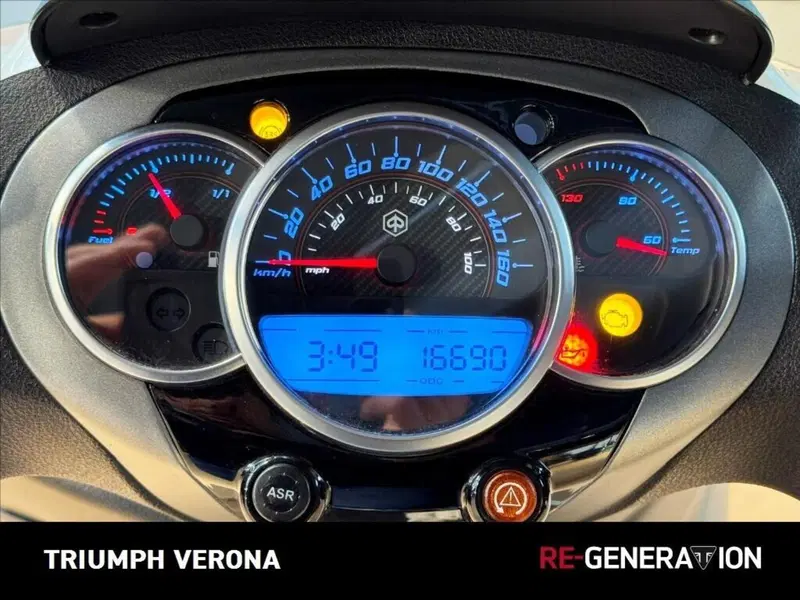 Piaggio Beverly 350 ABS (2016 - 20) (9)