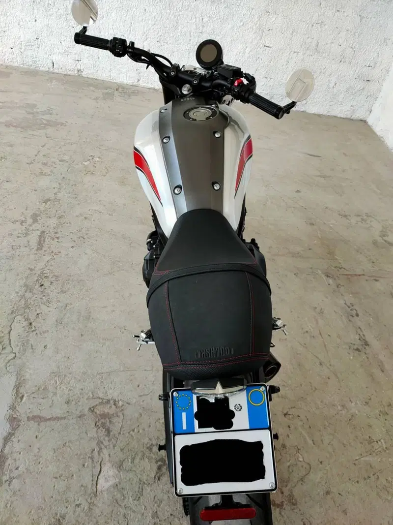 Yamaha XSR 900 ABS (2016 - 20) (6)