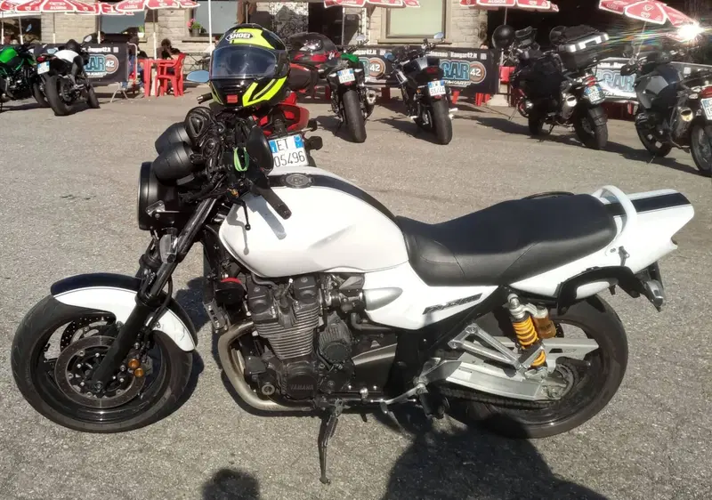 Yamaha XJR 1300 (2006 - 14)