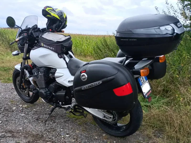 Yamaha XJR 1300 (2006 - 14) (5)
