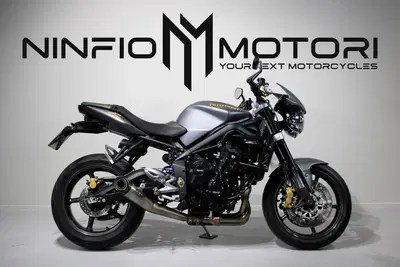 Triumph Street Triple R (2009 - 12) usata