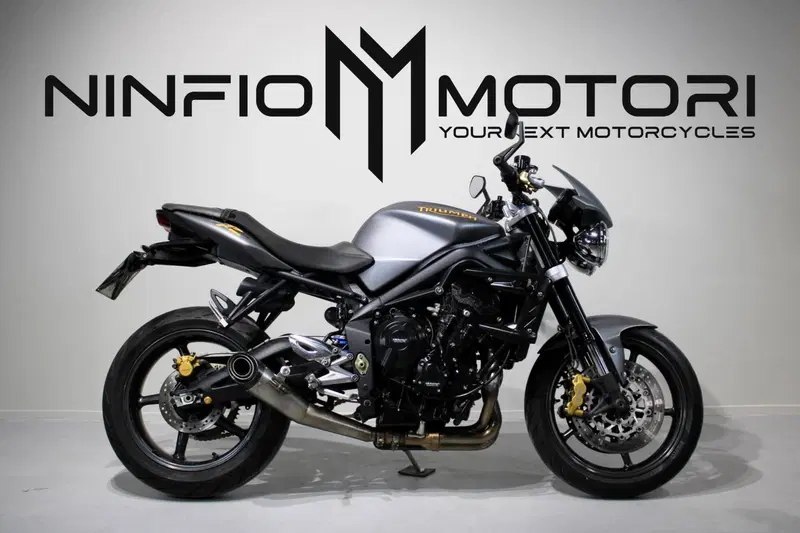 Triumph Street Triple R (2009 - 12)