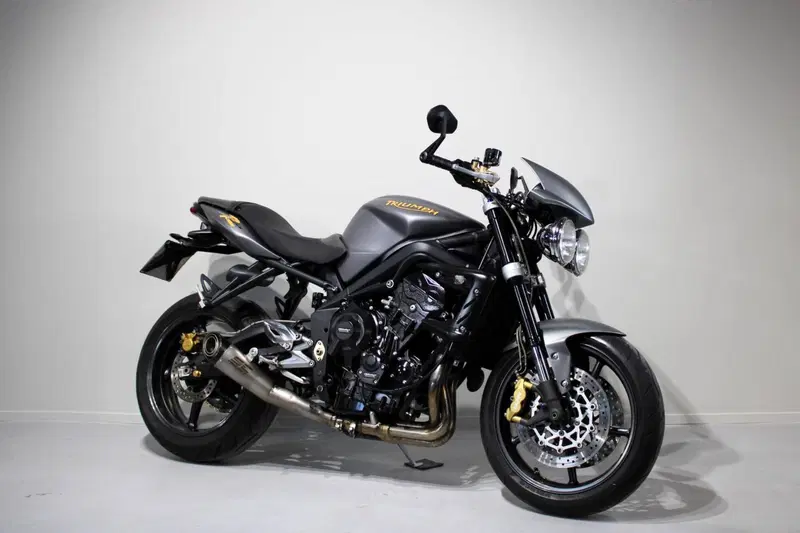 Triumph Street Triple R (2009 - 12) (2)
