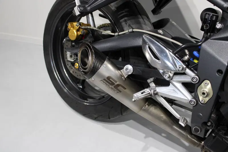 Triumph Street Triple R (2009 - 12) (7)