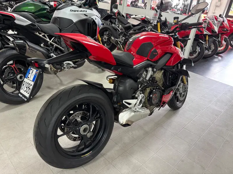 Ducati Streetfighter V4 1100 S (2021 - 22) (7)