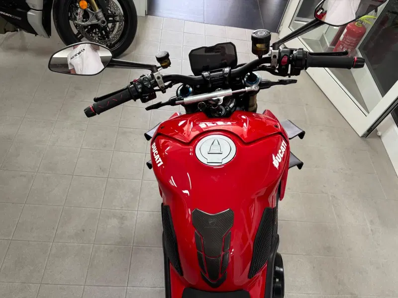 Ducati Streetfighter V4 1100 S (2021 - 22) (8)