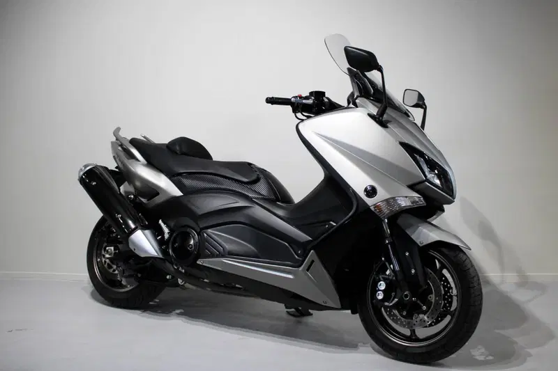 Yamaha T-Max 530 (2017 - 19) (2)