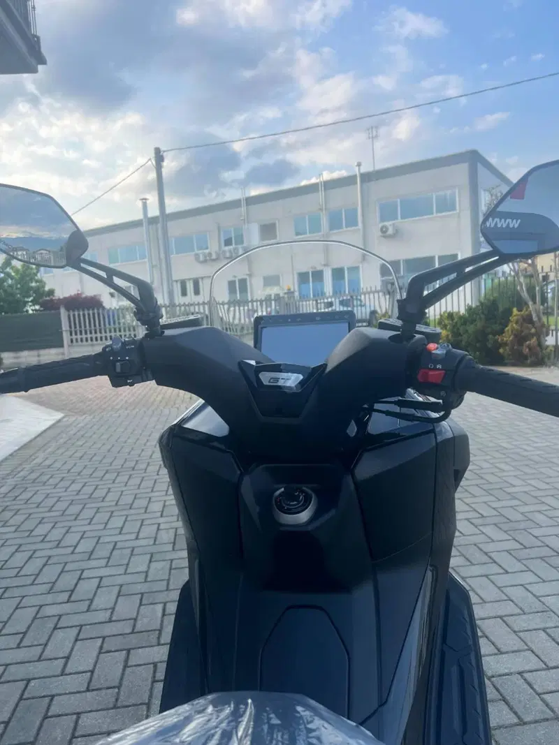 Kymco Downtown 350i GT (2024 - 26) (4)