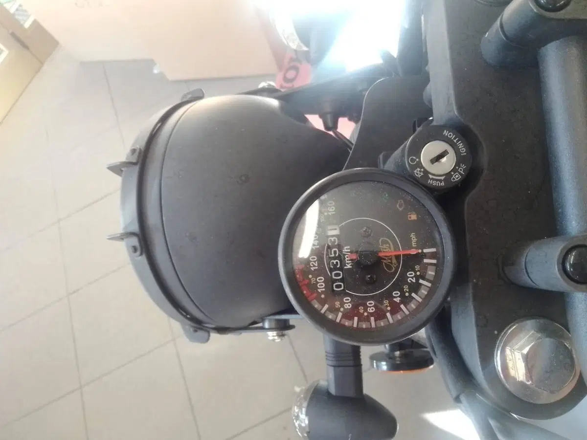 Mash Italia Seventy 125 (2021 - 25) (2)