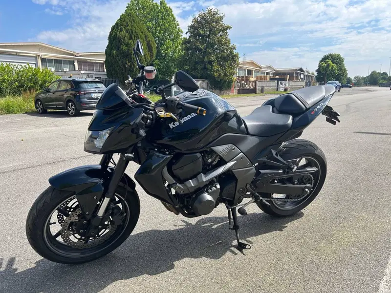 Kawasaki Z 750 (2007 - 14) (3)