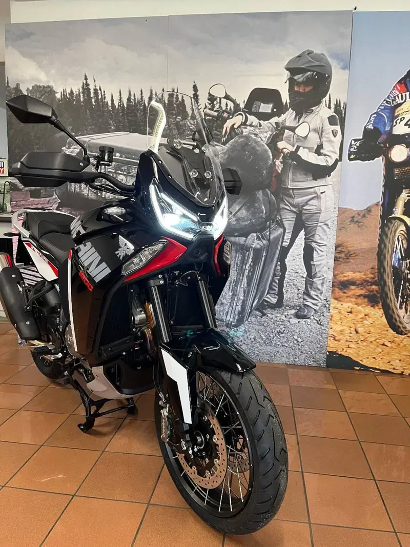 Moto Morini X-Cape 1200 (2026) (2)