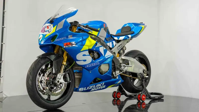Suzuki GSX-R1000 (2005 - 06) (3)