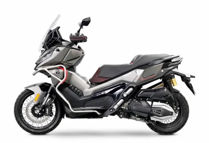 Voge SR450X (2026) (2)