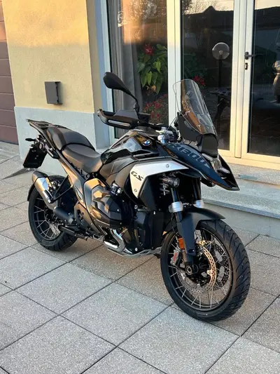 Bmw R 1300 GS Triple Black (2023 - 26) usata