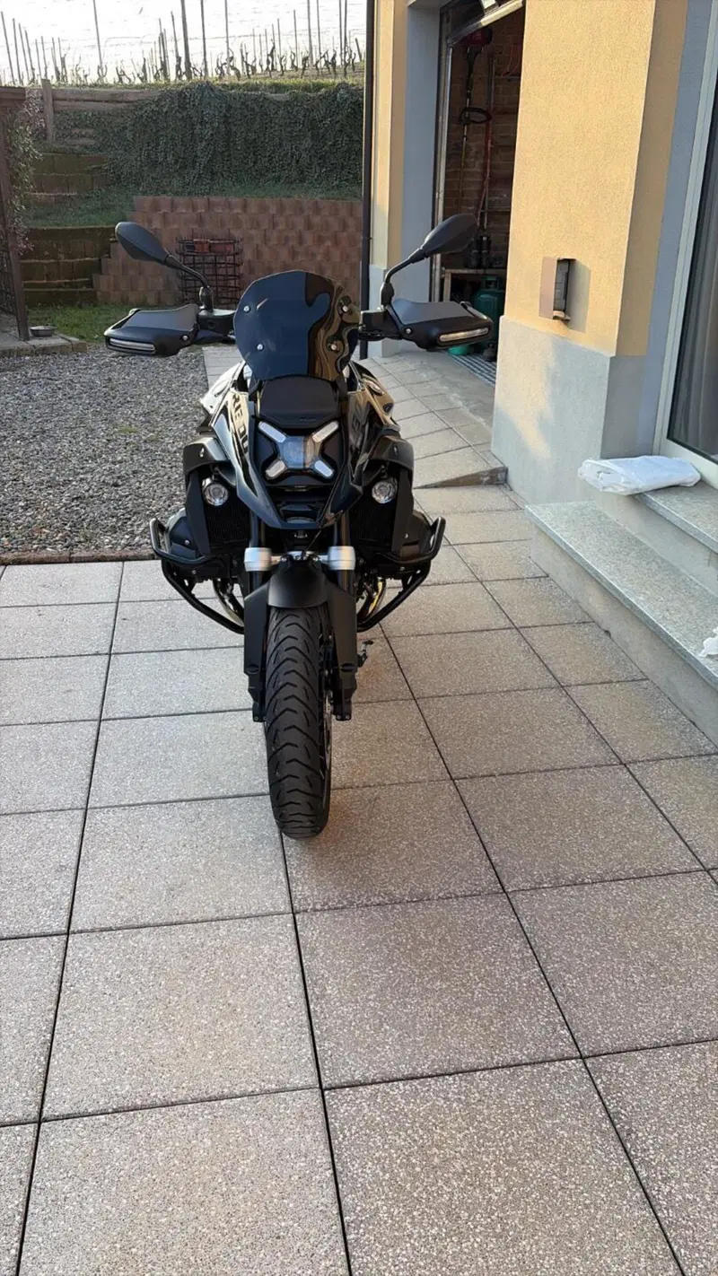 Bmw R 1300 GS Triple Black (2023 - 26) (2)