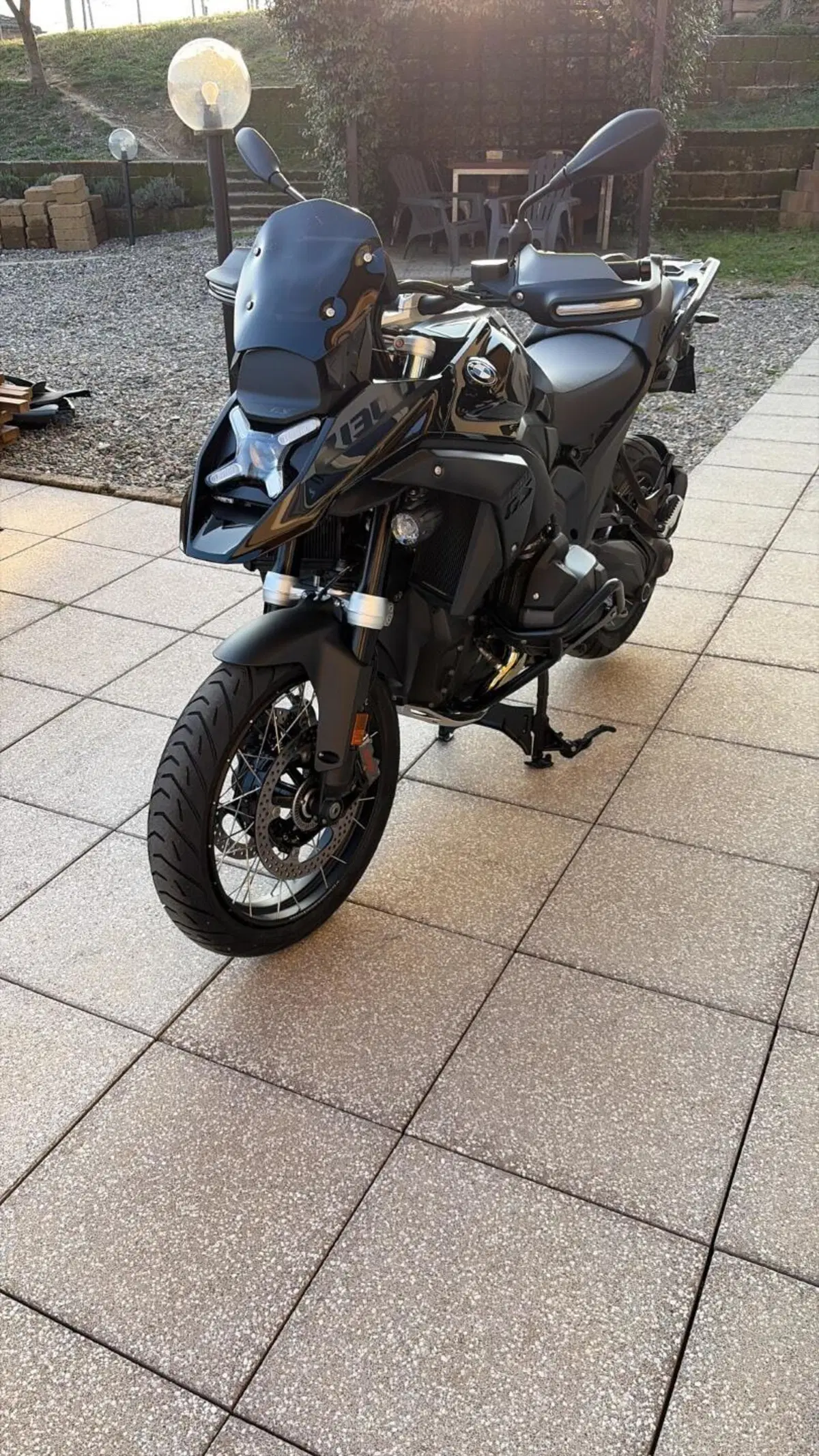 Bmw R 1300 GS Triple Black (2023 - 26) (4)