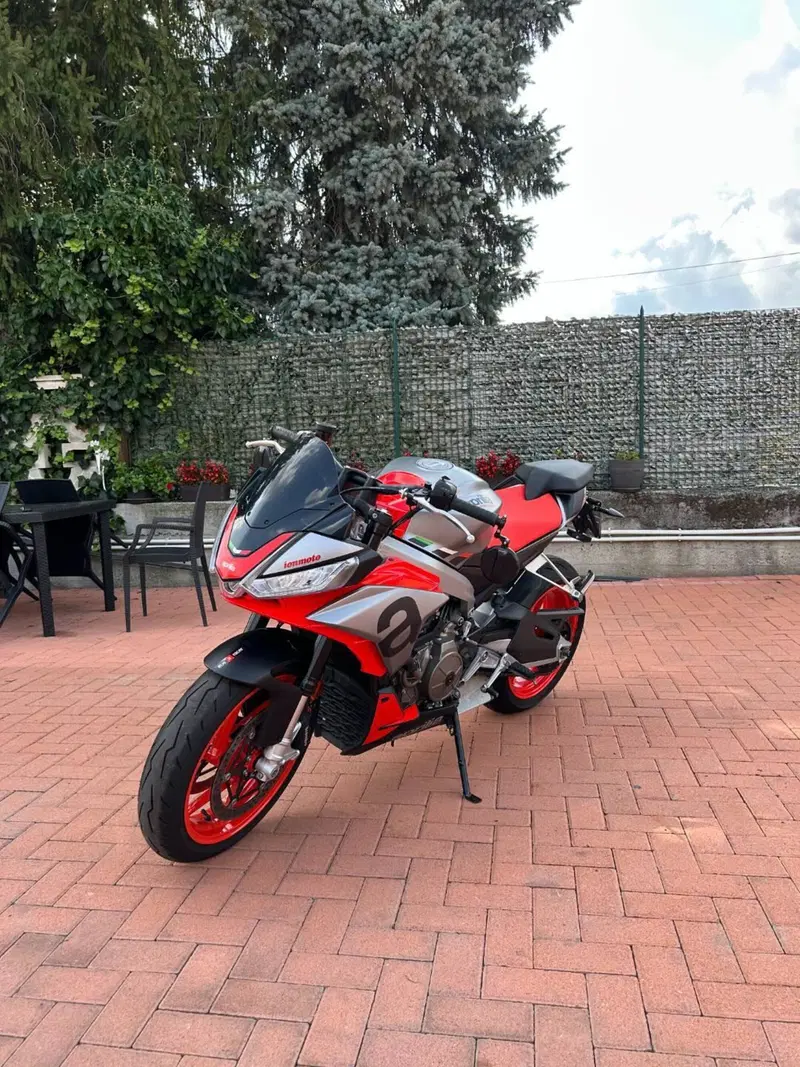 Aprilia Tuono 660 (2021 - 25) (2)