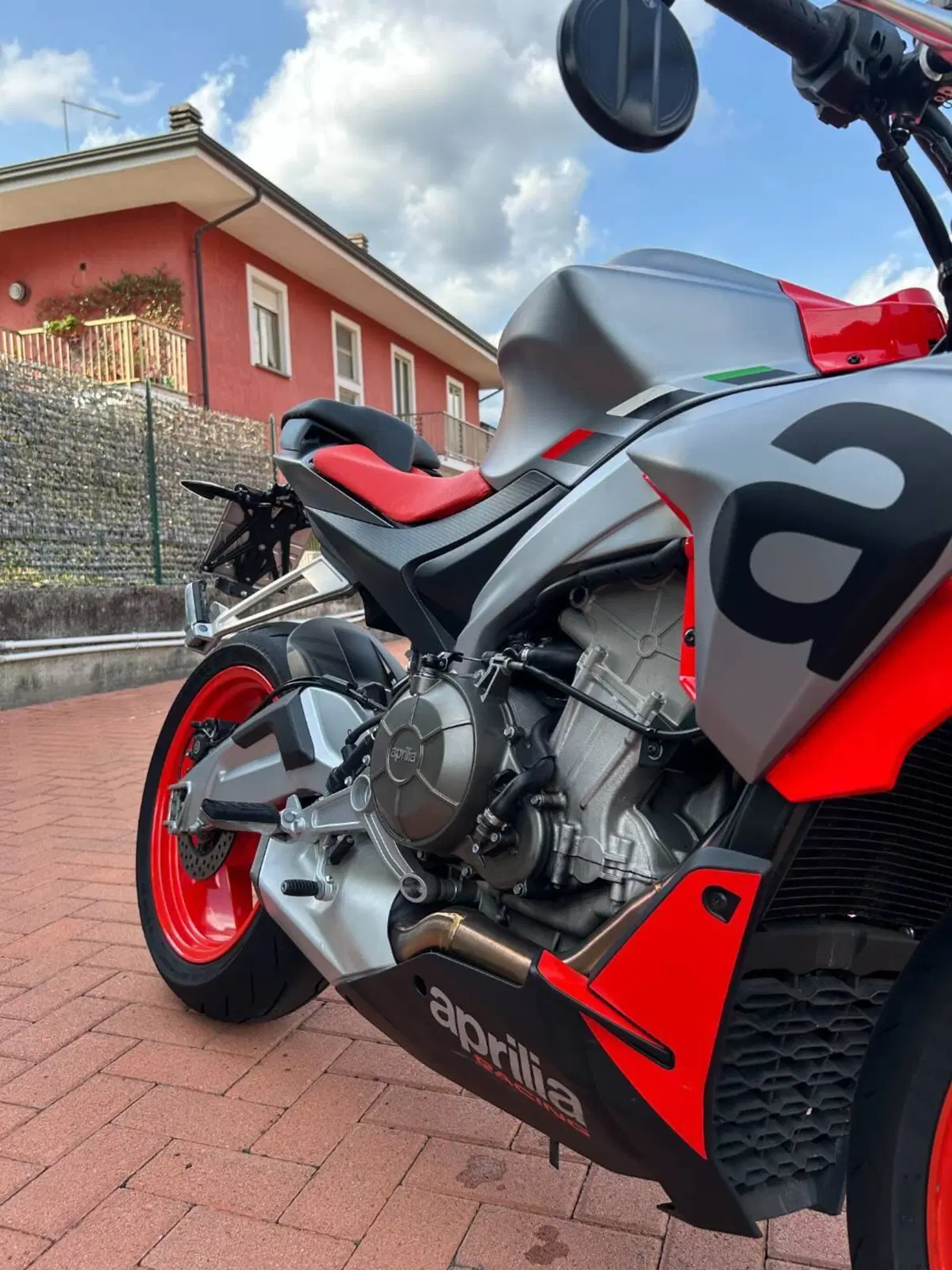Aprilia Tuono 660 (2021 - 25) (3)