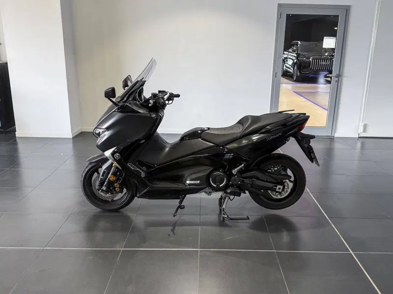 Yamaha T-Max 530 Iron Max (2014 - 17) (4)