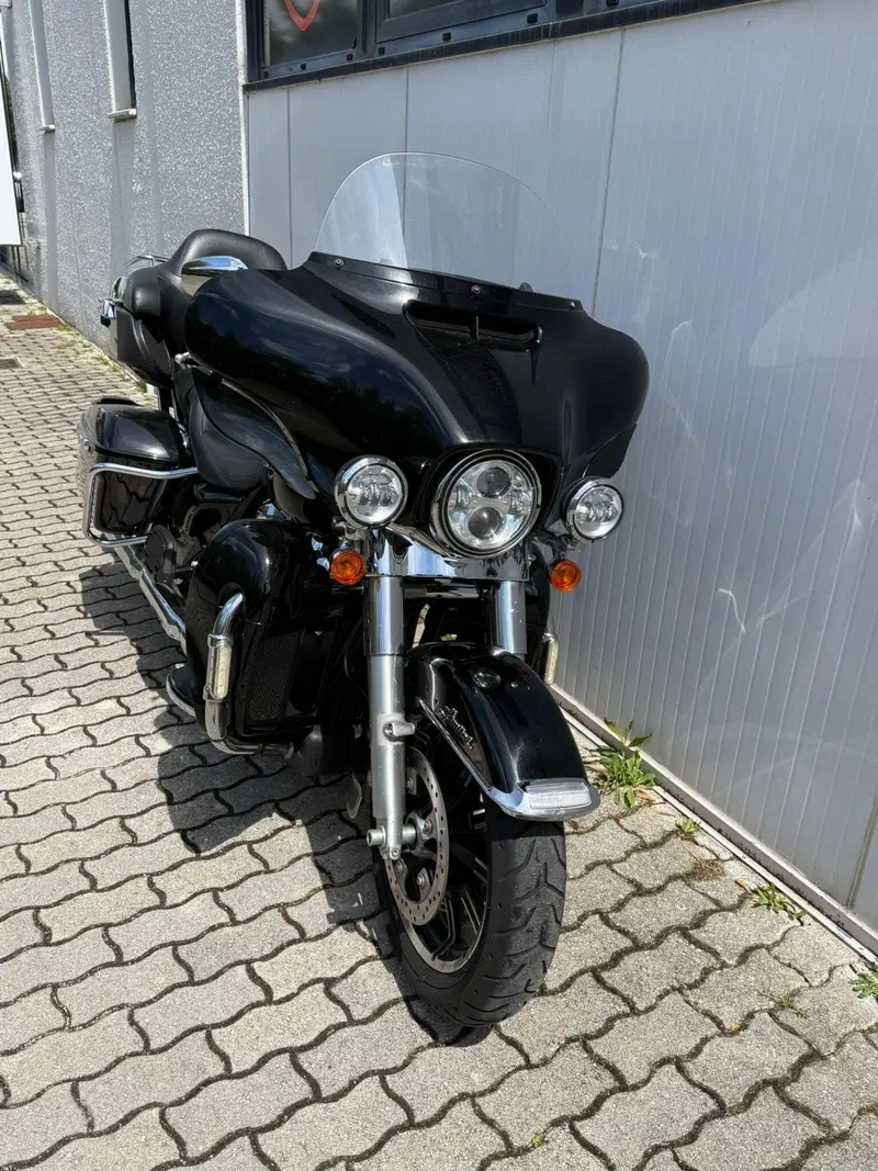 Harley-Davidson 107 Electra Glide Ultra Limited (2017 - 18) - FLHTK (11)