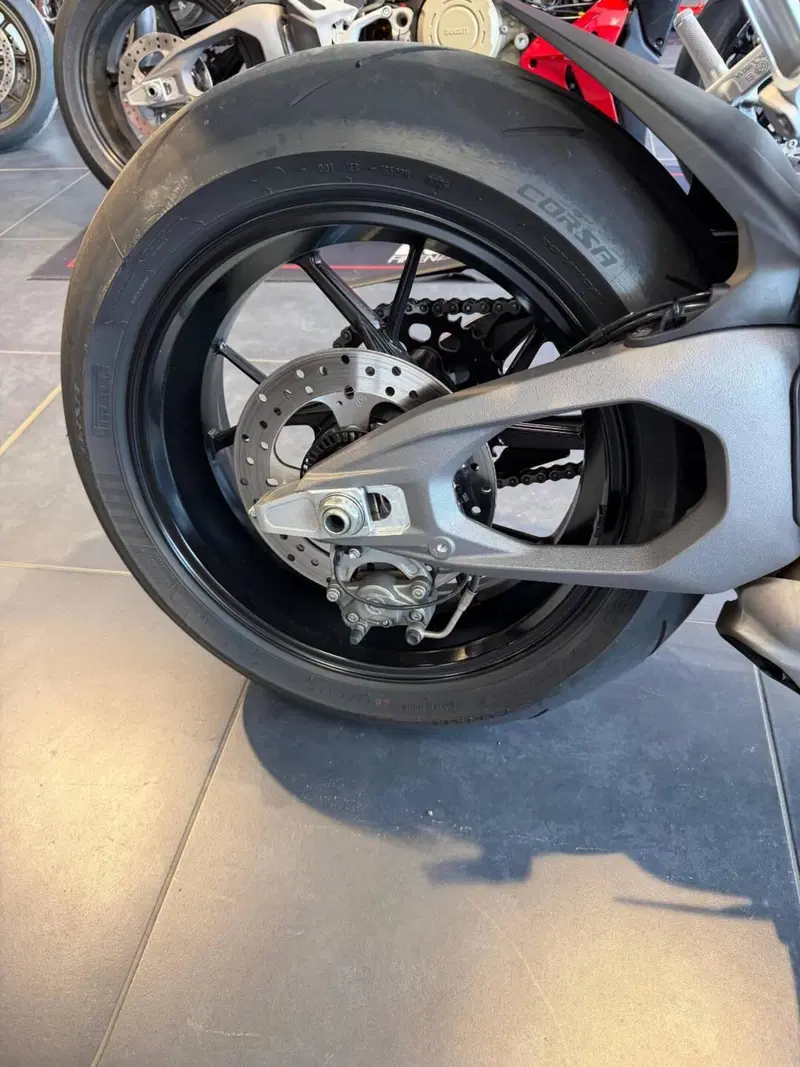 Ducati Streetfighter V4 (2025 - 26) (10)