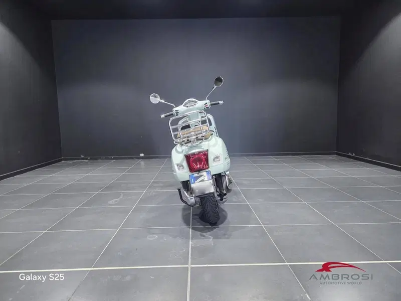 Vespa GTS 300 Super Hpe (2021 - 22)