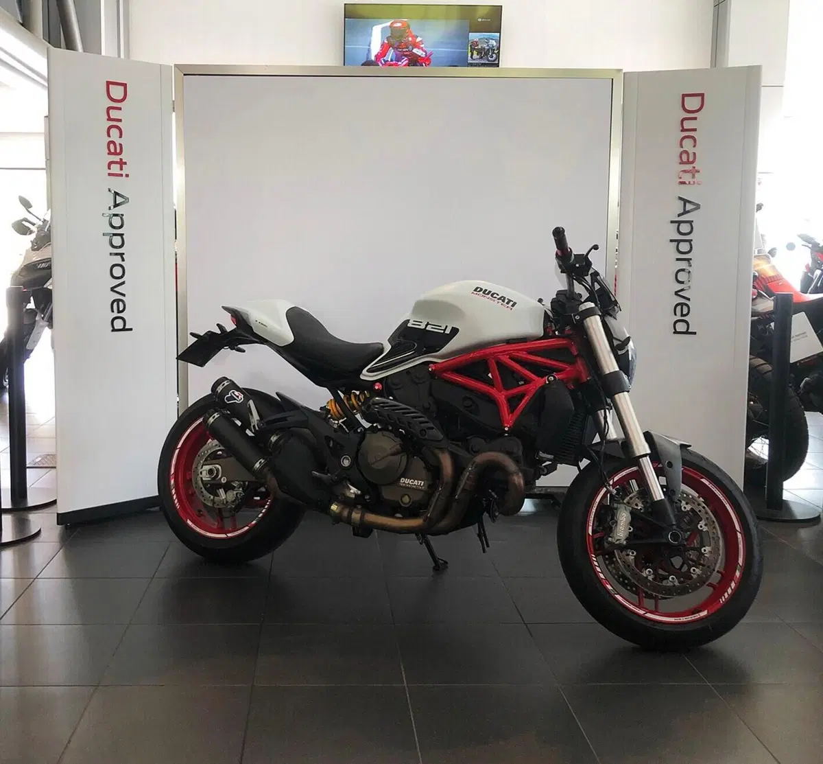 Ducati Monster 821 ABS (2014 - 17)