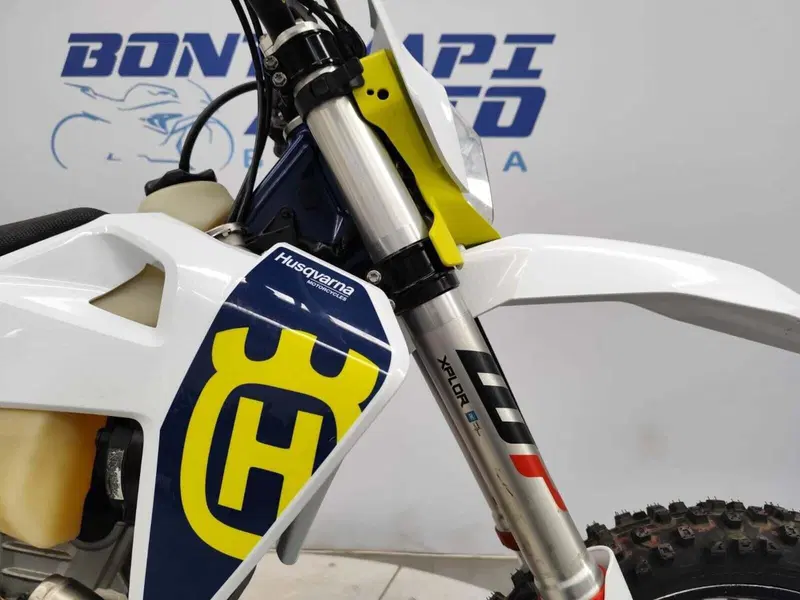 Husqvarna FE 250 (2022) (4)