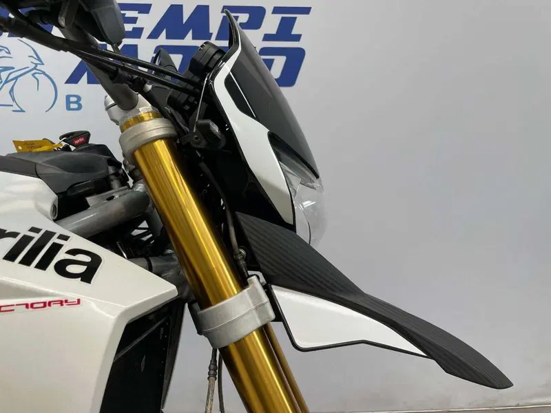 Aprilia Dorsoduro 750 ABS (2009 - 17) (4)