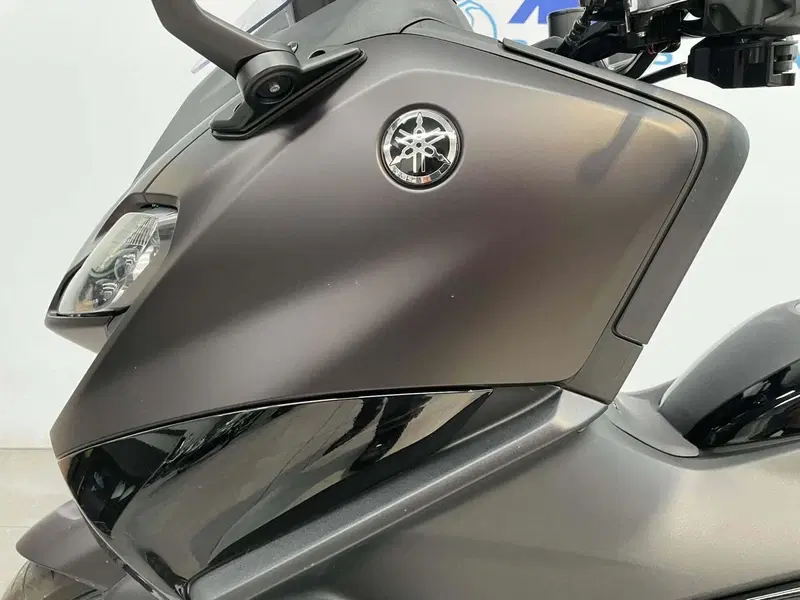 Yamaha T-Max 560 Tech Max (2022 - 24) (4)