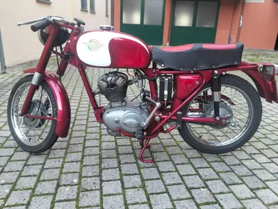 Ducati St 125 d'epoca