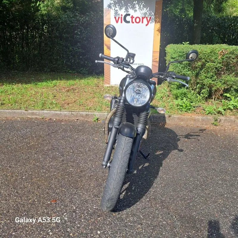 Triumph Street Twin 900 (2019 - 20) (4)