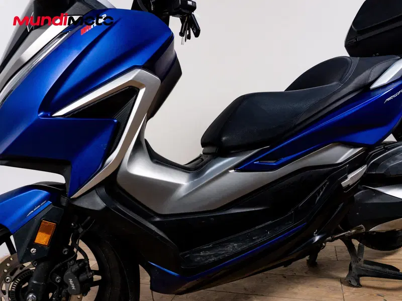 Honda Forza 350 (2025 - 26) (8)