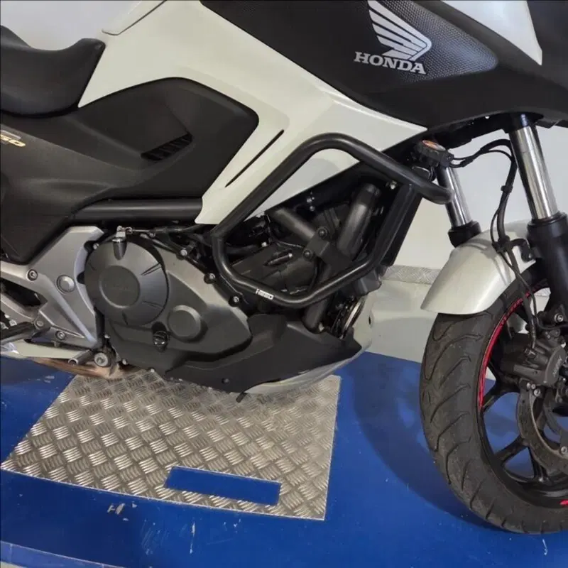 Honda NC 750 X ABS (2014 - 15) (2)