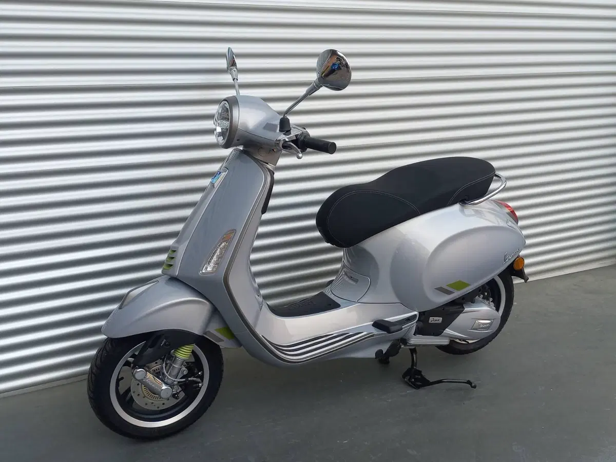 Vespa Primavera 150 Tech (2024 - 25) (4)