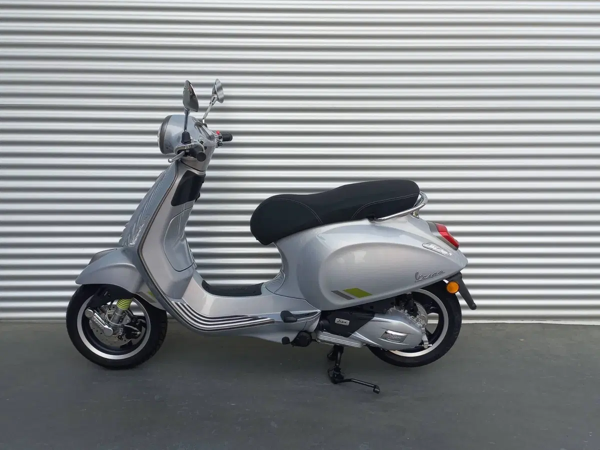 Vespa Primavera 150 Tech (2024 - 25) (5)