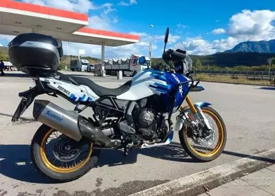 Suzuki V-Strom 800DE Djebel (2024) usata
