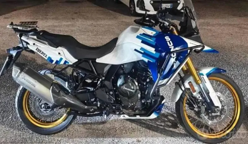 Suzuki V-Strom 800DE Djebel (2024) (4)