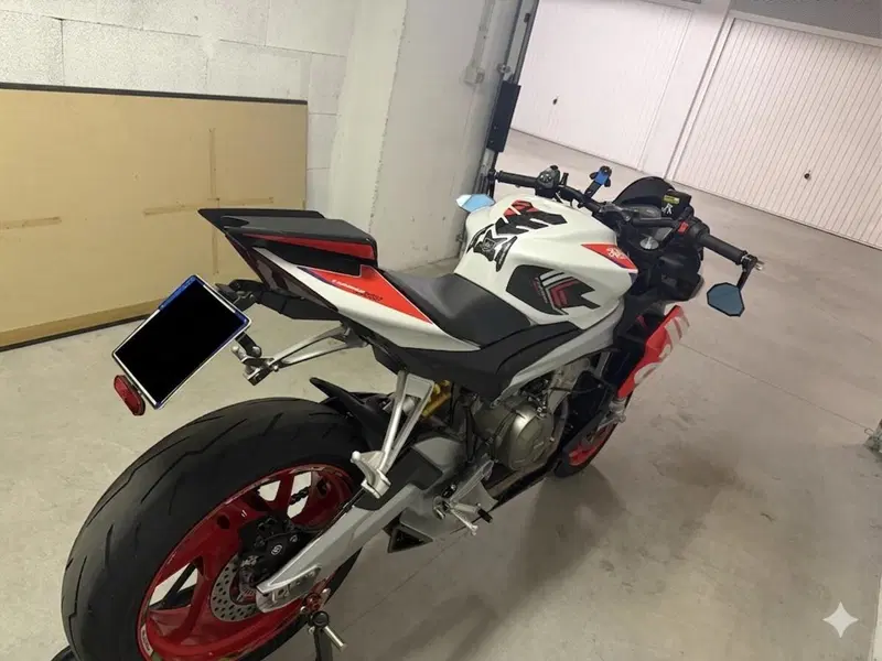 Aprilia Tuono 660 Factory (2022 - 24) (2)