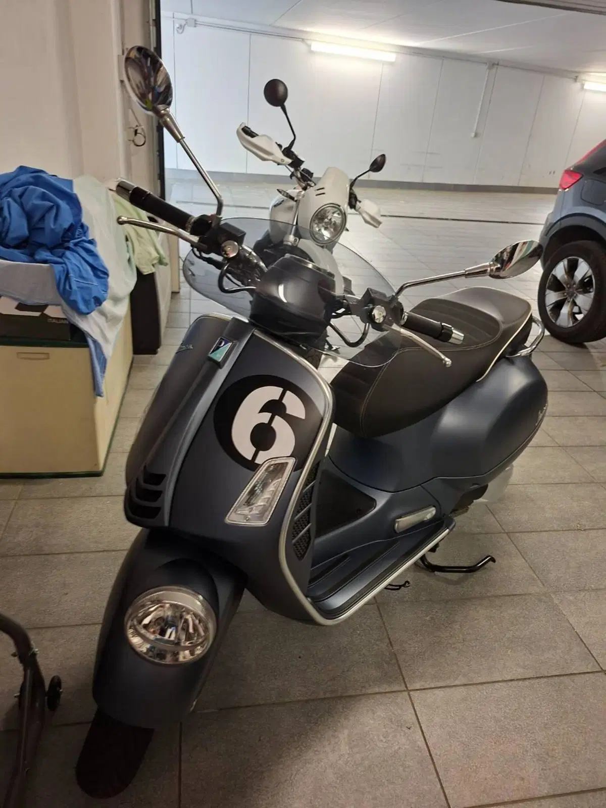 Vespa Sei Giorni 300 Hpe (2021 - 22)